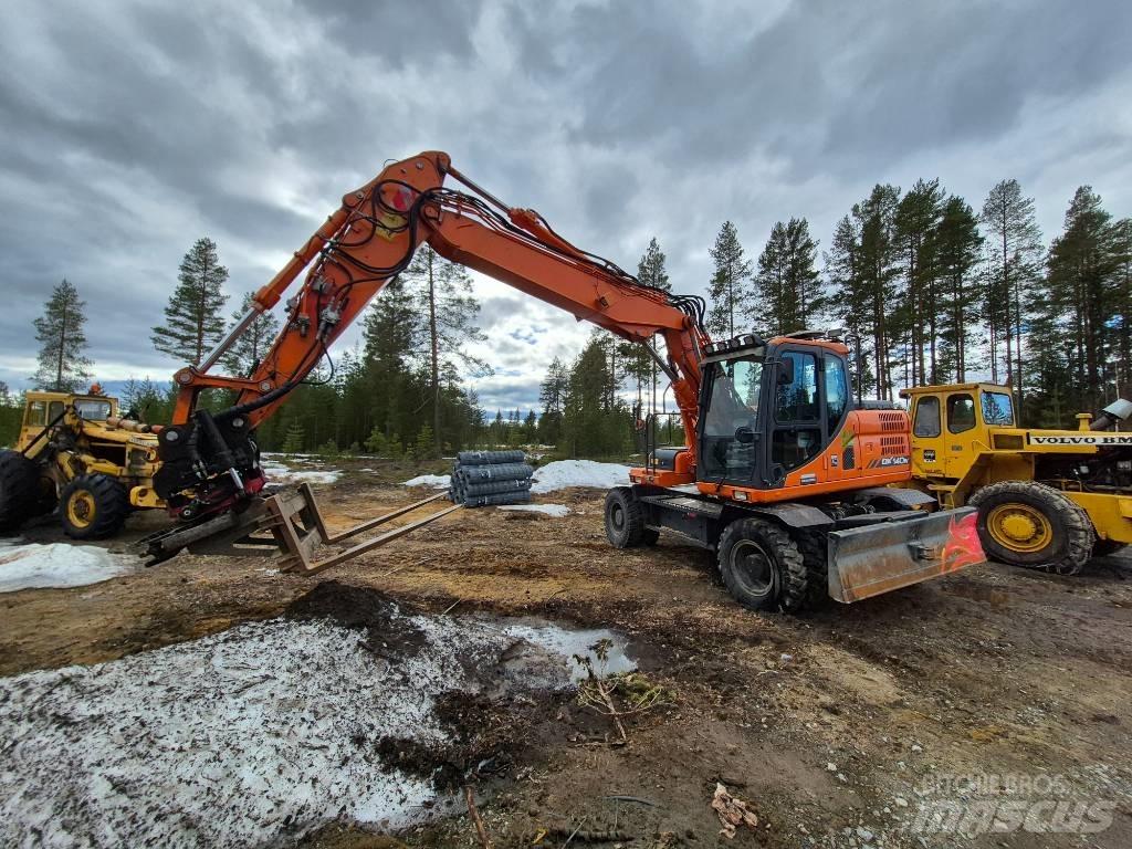Doosan DX 140 W-3 Колёсные экскаваторы