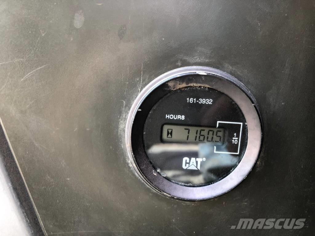 CAT 320 D L Гусеничные экскаваторы
