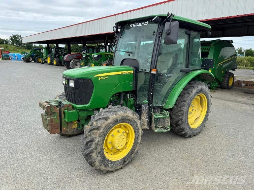 John Deere 5050E Трактора