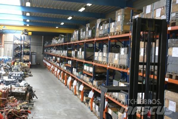 DAF NEW ENGINE PARTS Двигатели