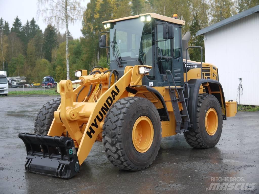 Hyundai HL 757-9A Фронтальные погрузчики