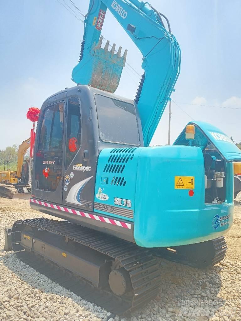 Kobelco sk75-8 Гусеничные экскаваторы