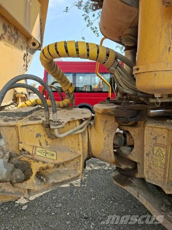 Volvo A 25 D Шарнирно-сочленённые самосвалы