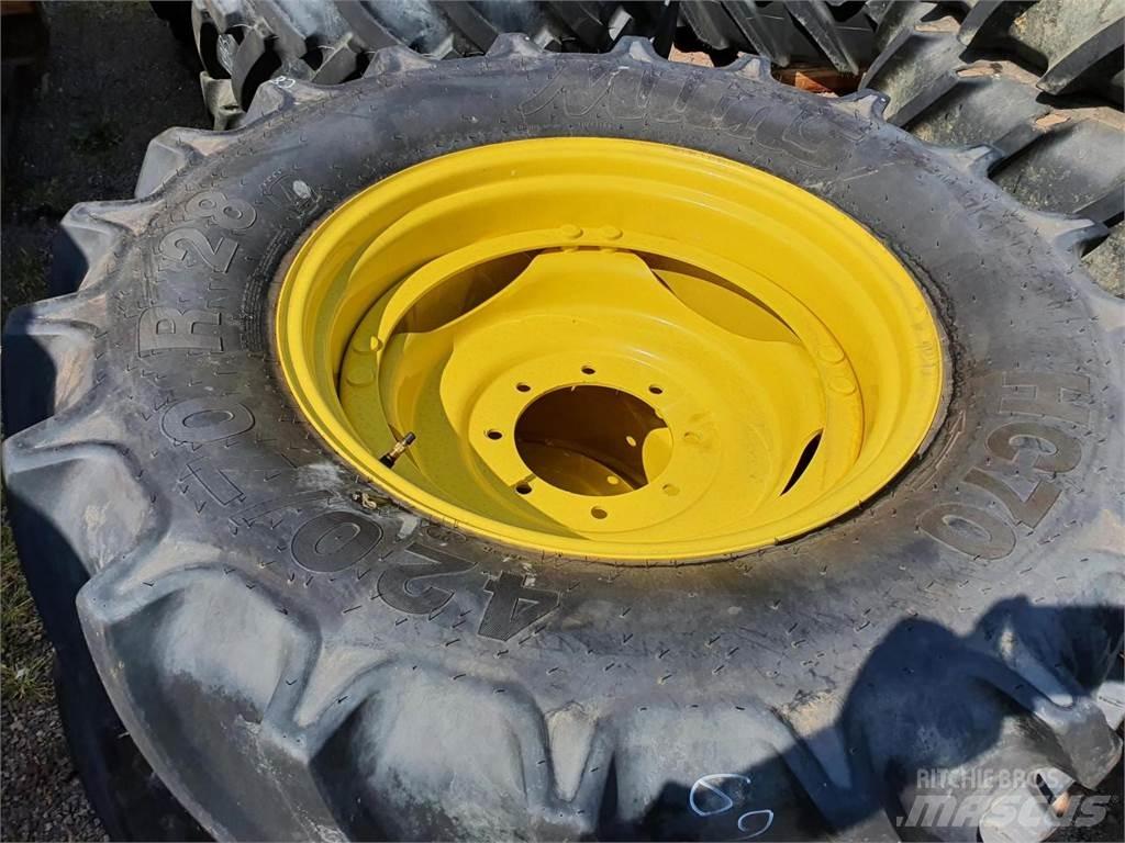 Mitas 420/70R28 x2 Шины и колёса
