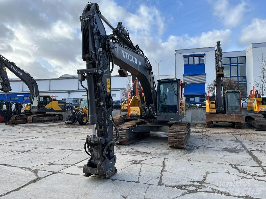 Volvo EC220EL Гусеничные экскаваторы