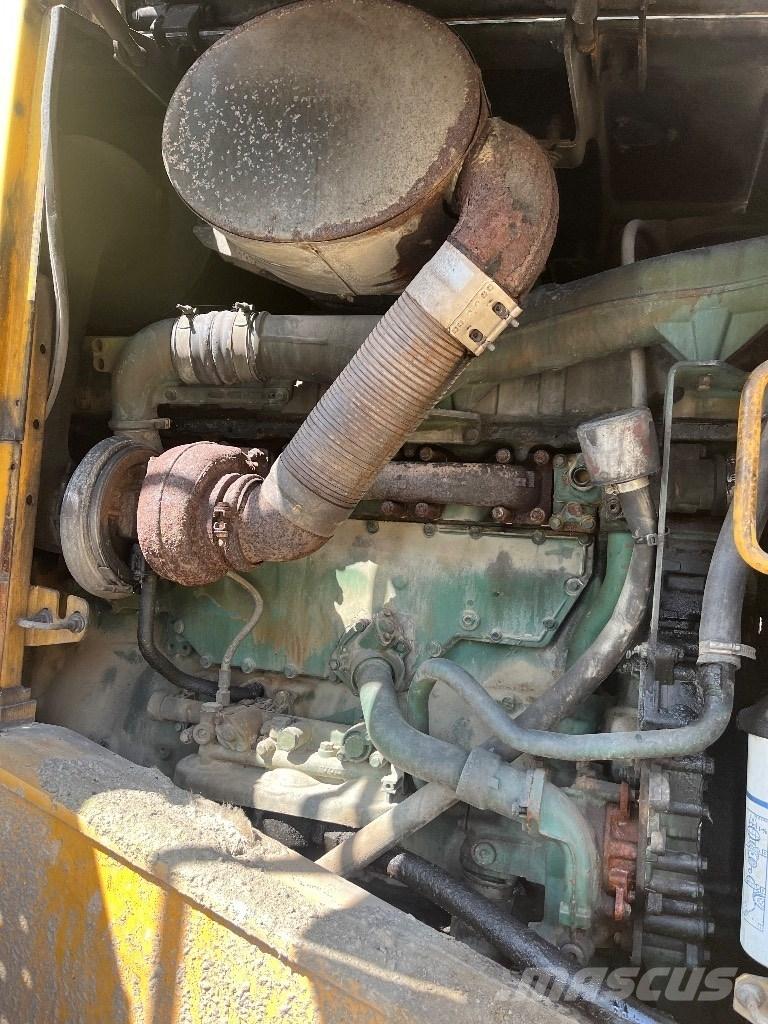 Volvo L180F Фронтальные погрузчики