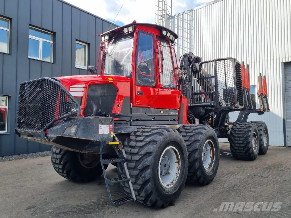 Komatsu 895 Форвардеры