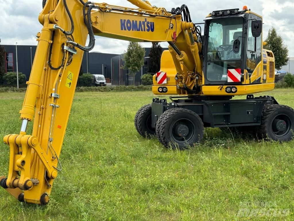 Komatsu PW180-11E0 Колёсные экскаваторы