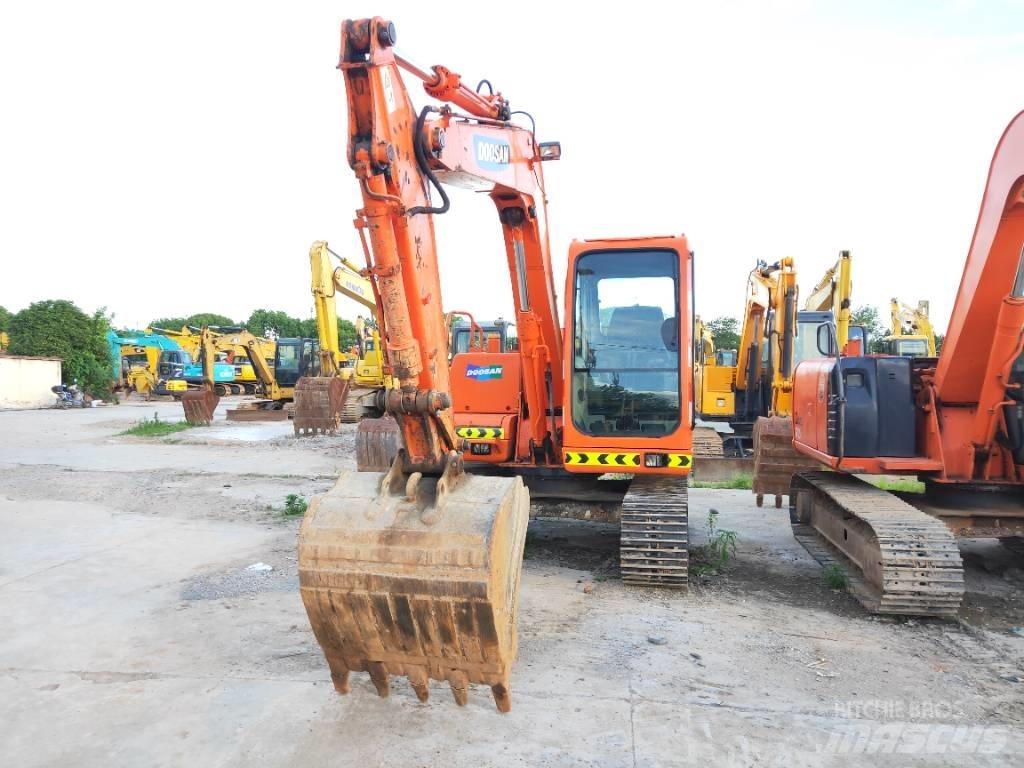 Doosan DH80GOLD Гусеничные экскаваторы