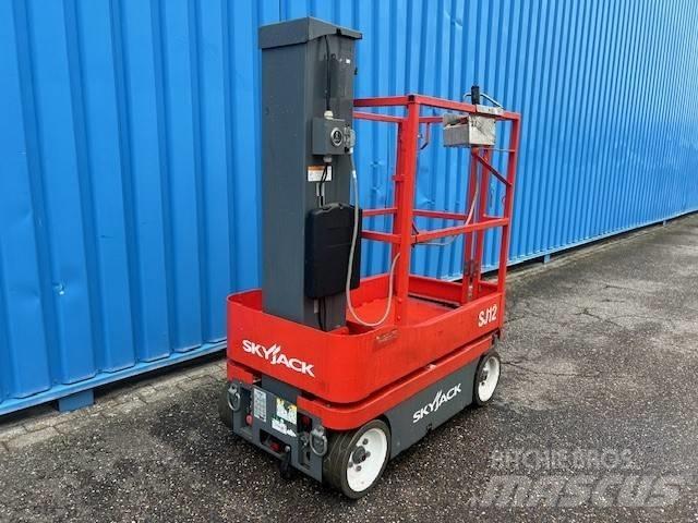 SkyJack SJ 12 Ножничные подъемники