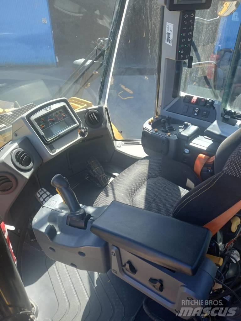 CAT 966 M Фронтальные погрузчики