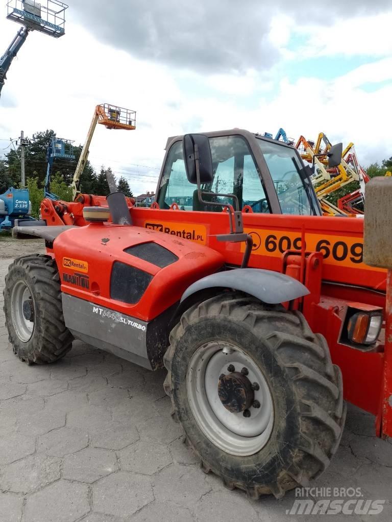 Manitou MT 1440 Телескопические погрузчики