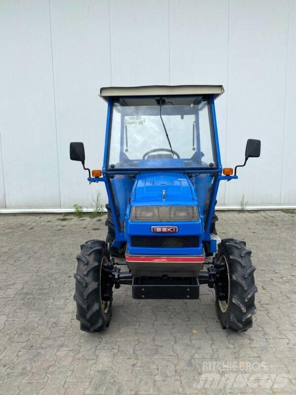 Iseki TA 247 Коммунальные тракторы