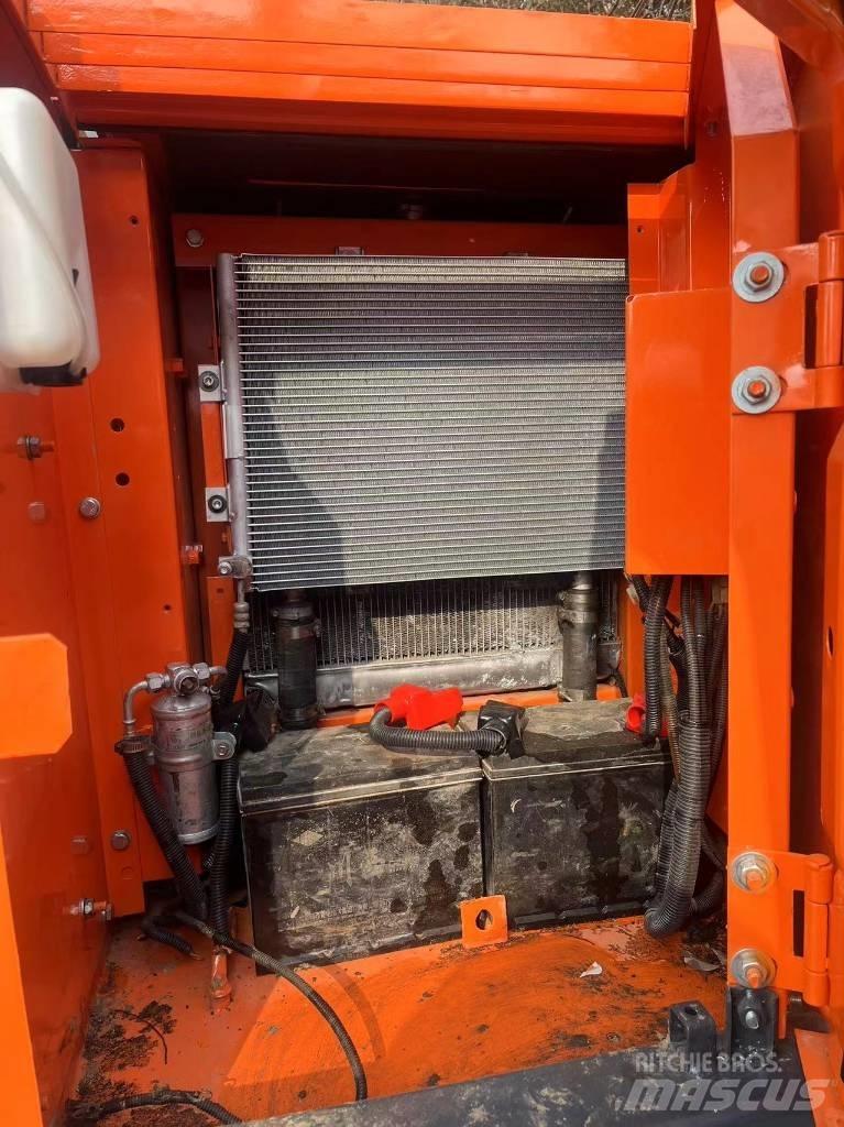 Hitachi ZX70 Гусеничные экскаваторы