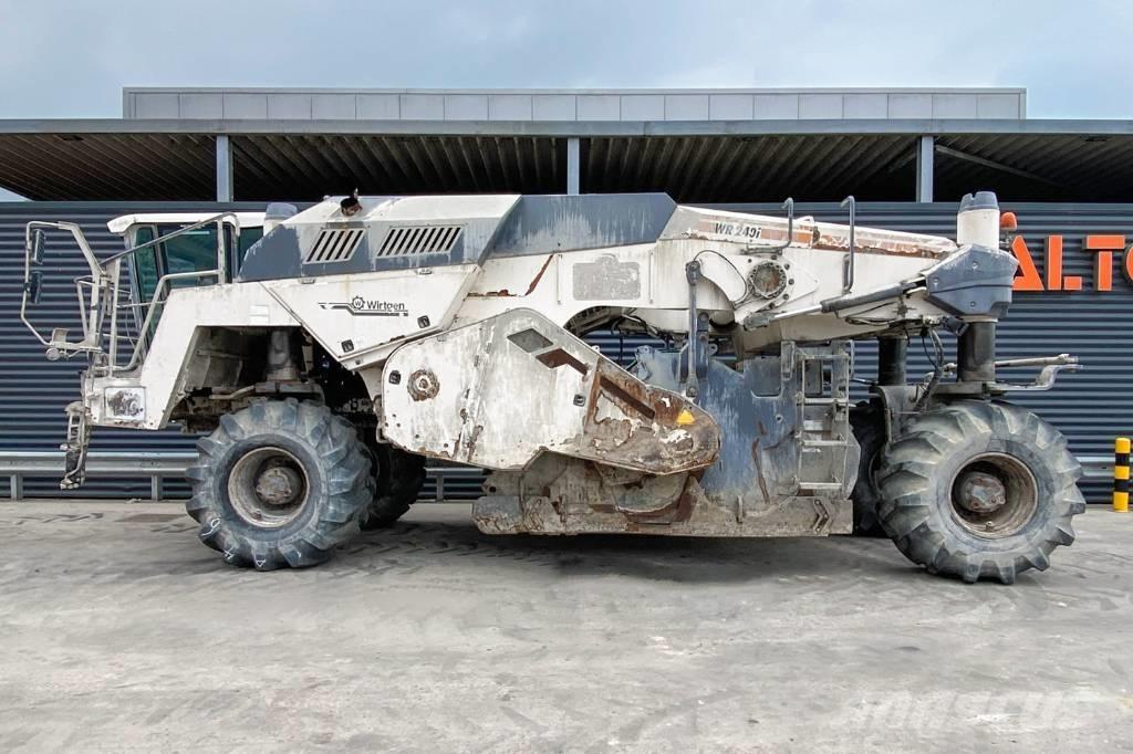 Wirtgen WR 240 Ресайклеры