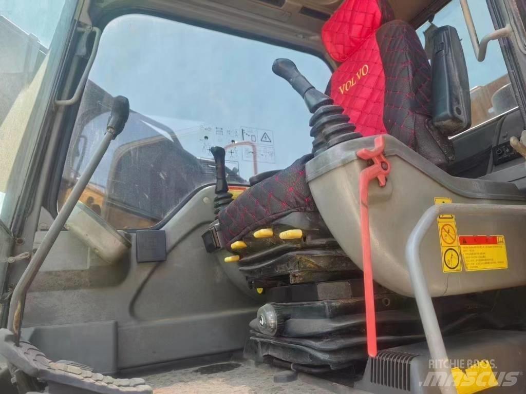 Volvo EC 210 Гусеничные экскаваторы