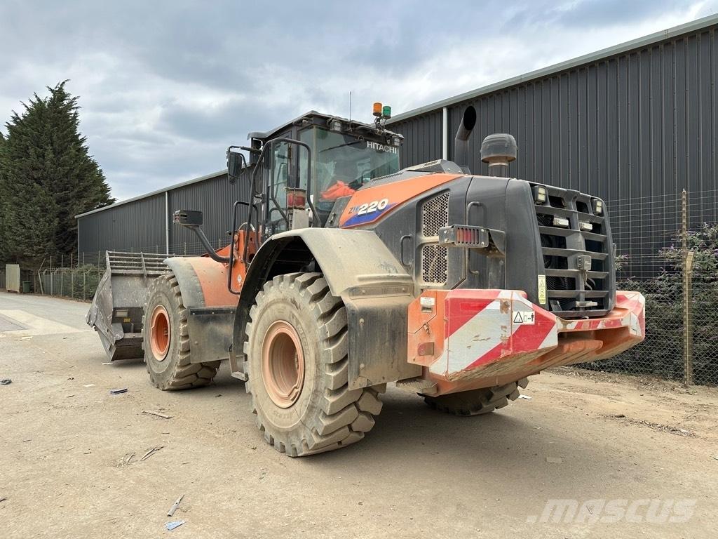 Hitachi ZW 220-6 Фронтальные погрузчики