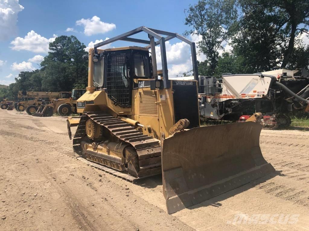 CAT D 5 M XL Гусеничные бульдозеры