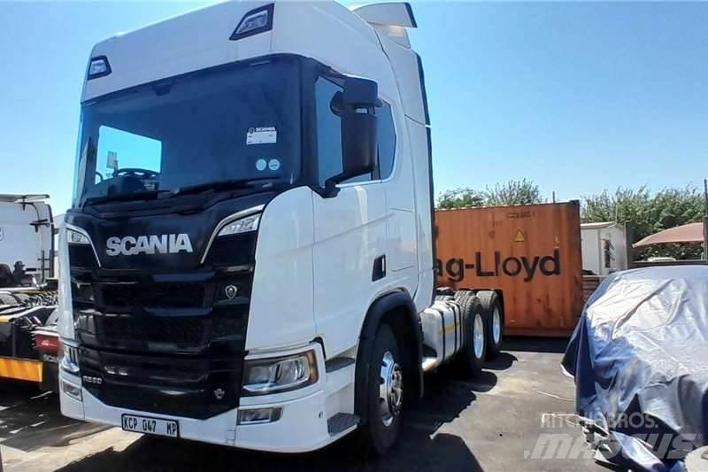 Scania R560 Специальные грузовики