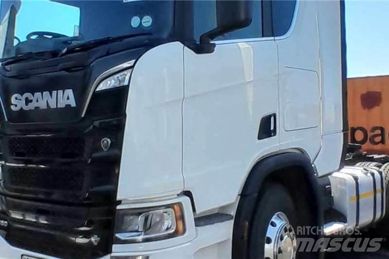 Scania R560 Специальные грузовики