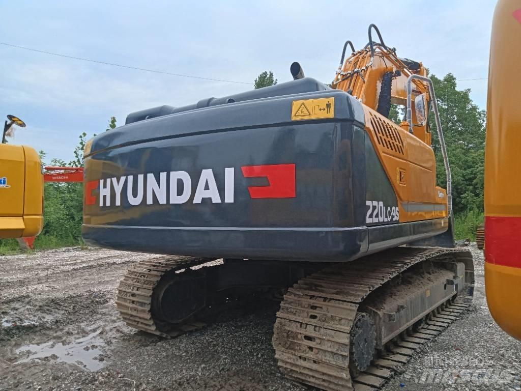 Hyundai R220-9S Гусеничные экскаваторы