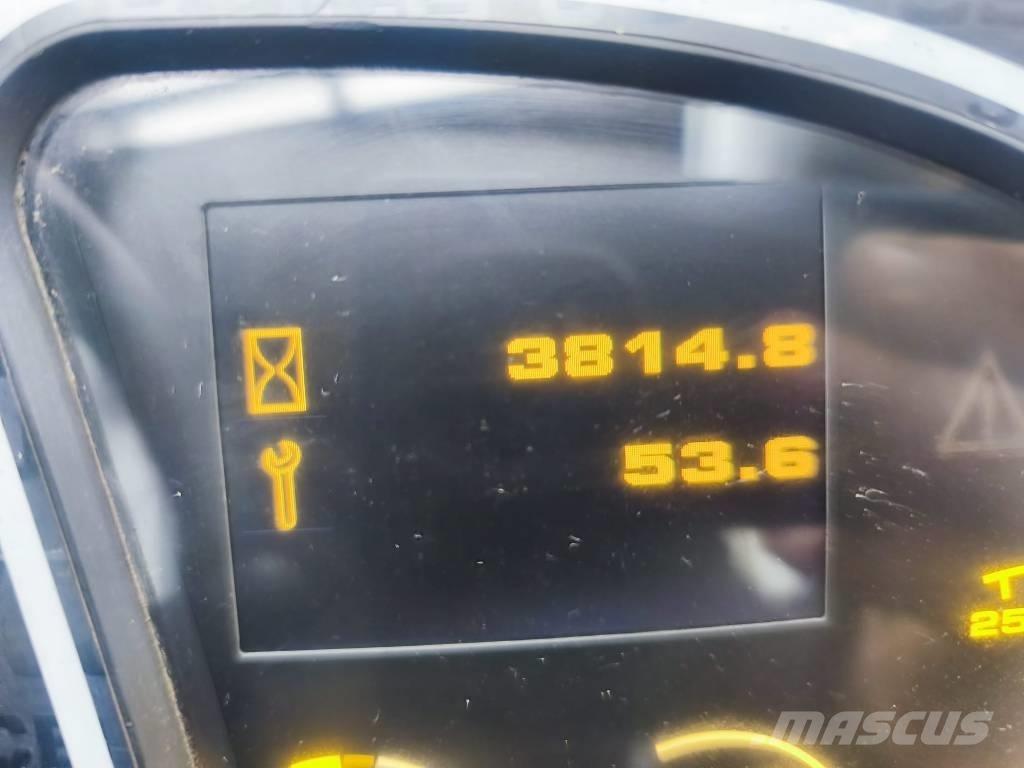 JCB 535-125 Телескопические погрузчики
