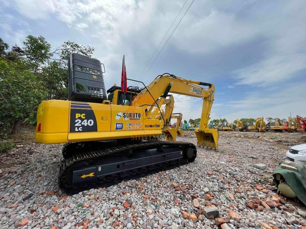 Komatsu PC 240-8 Гусеничные экскаваторы