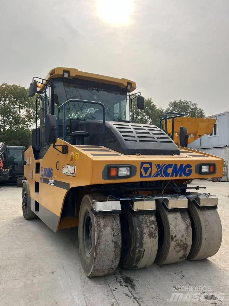 XCMG XP 303 Тротуароукладчики