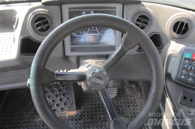 Bell B20E 6X4 Шарнирно-сочленённые самосвалы