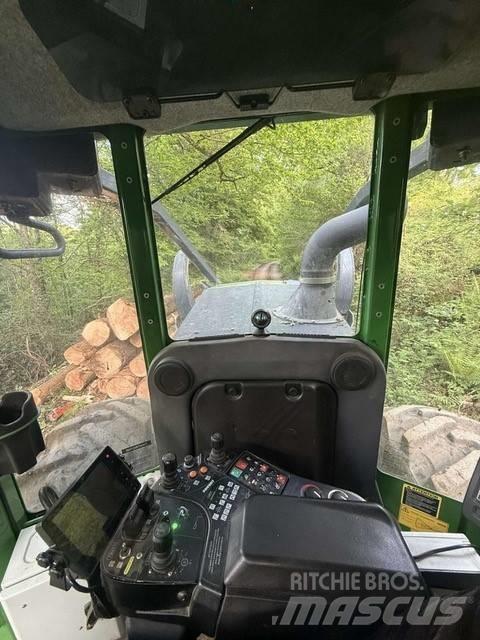 John Deere 640 L Трелевочные трактора
