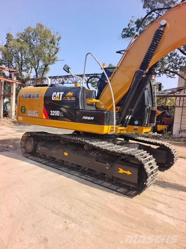 CAT 320 D2 Гусеничные экскаваторы