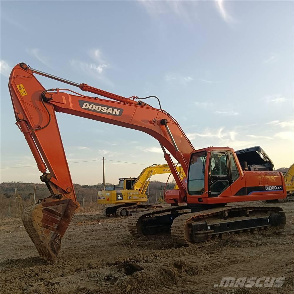 Doosan DH300LC-7 Гусеничные экскаваторы