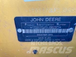 John Deere 317G Мини-погрузчики