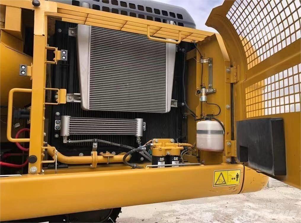 CAT 330 D Гусеничные экскаваторы