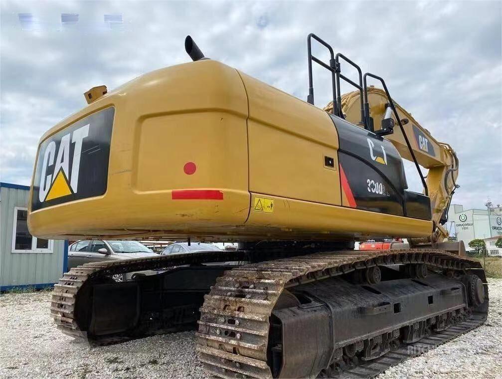 CAT 330 D Гусеничные экскаваторы