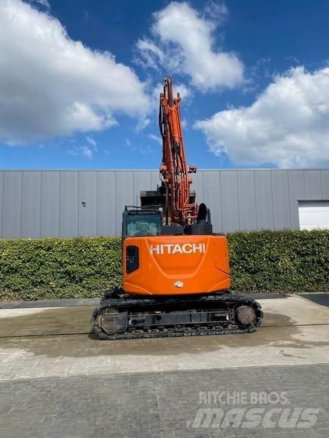 Hitachi 135US-6 Гусеничные экскаваторы