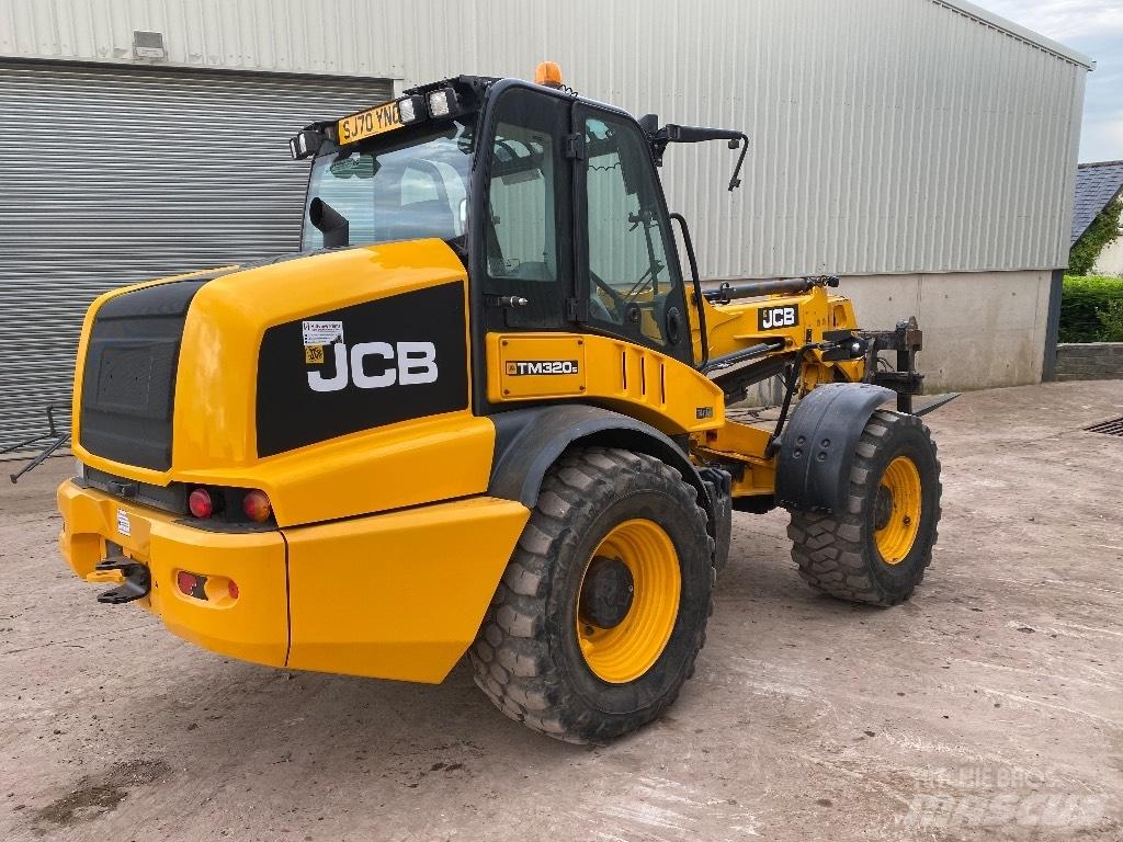 JCB TM 320 S Сельскохозяйственные телескопические погрузчики
