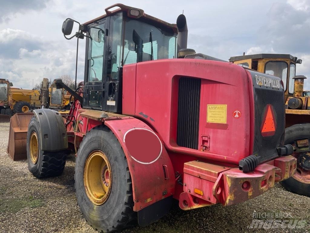 CAT 924G Фронтальные погрузчики