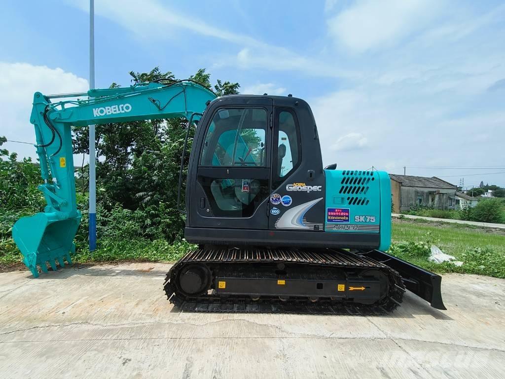 Kobelco SK 75 Гусеничные экскаваторы