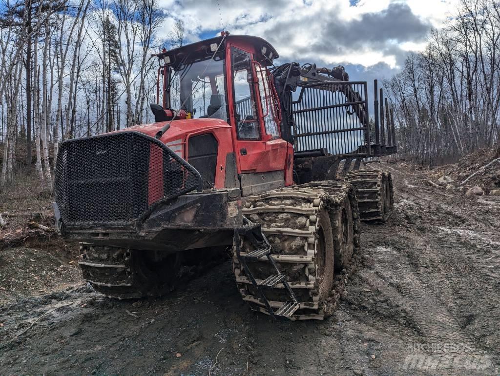 Komatsu 895 Форвардеры