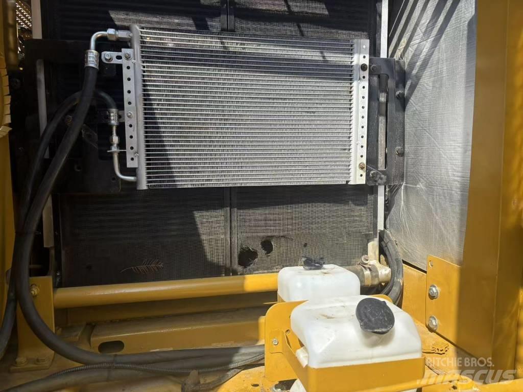CAT 320 C L Гусеничные экскаваторы