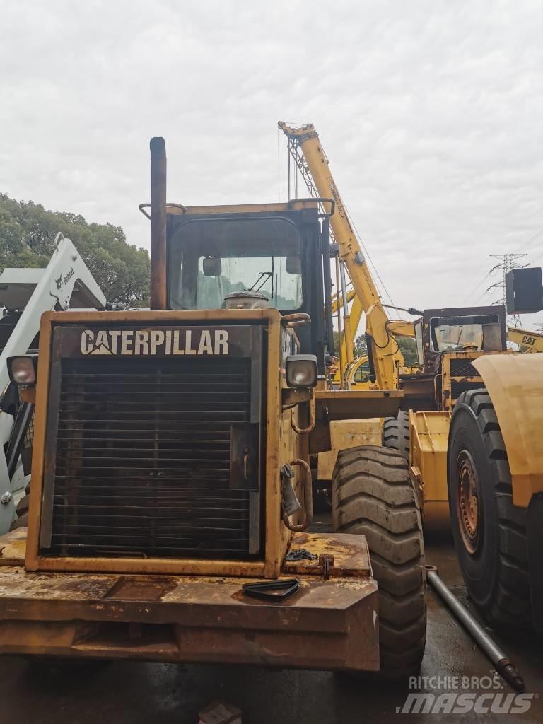CAT 938F Фронтальные погрузчики