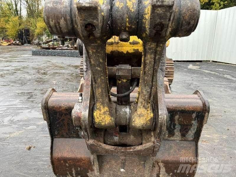 Komatsu PC160LC-7K Гусеничные экскаваторы