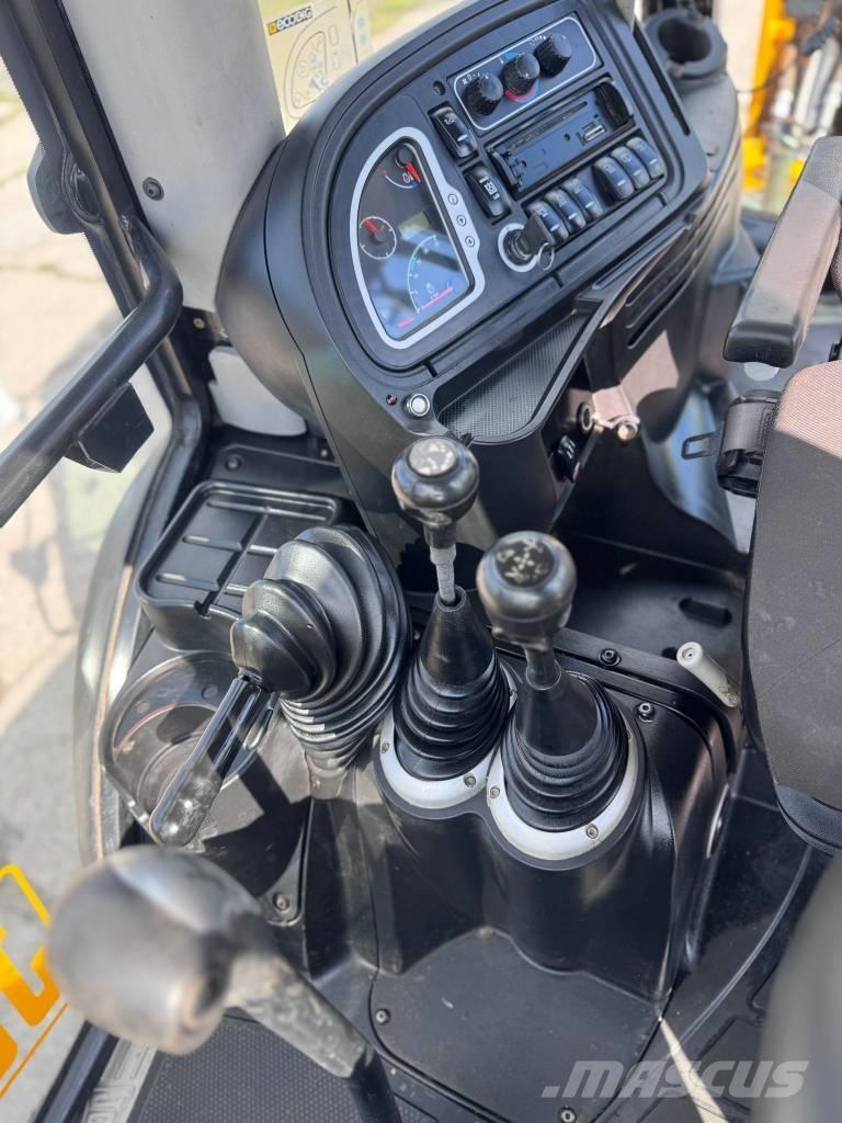 JCB 3 CX Super Экскаваторы-погрузчики