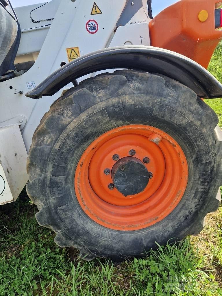 Bobcat T35120 Телескопические погрузчики