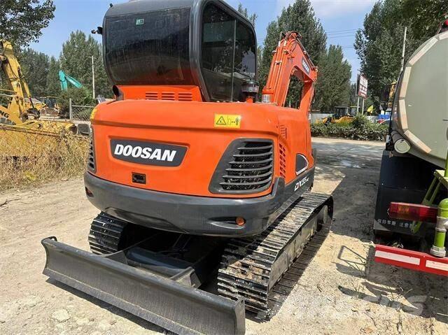 Doosan DX55 Мини-экскаваторы
