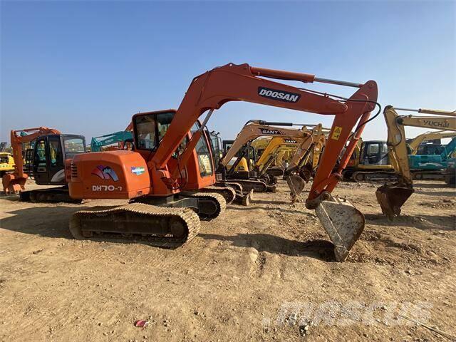 Doosan DH70-7 Гусеничные экскаваторы
