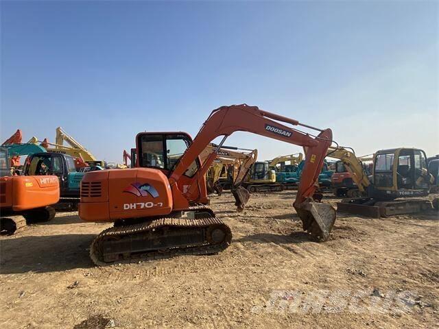 Doosan DH70-7 Гусеничные экскаваторы