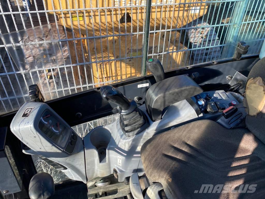 Kubota KX 018-4 Мини-экскаваторы