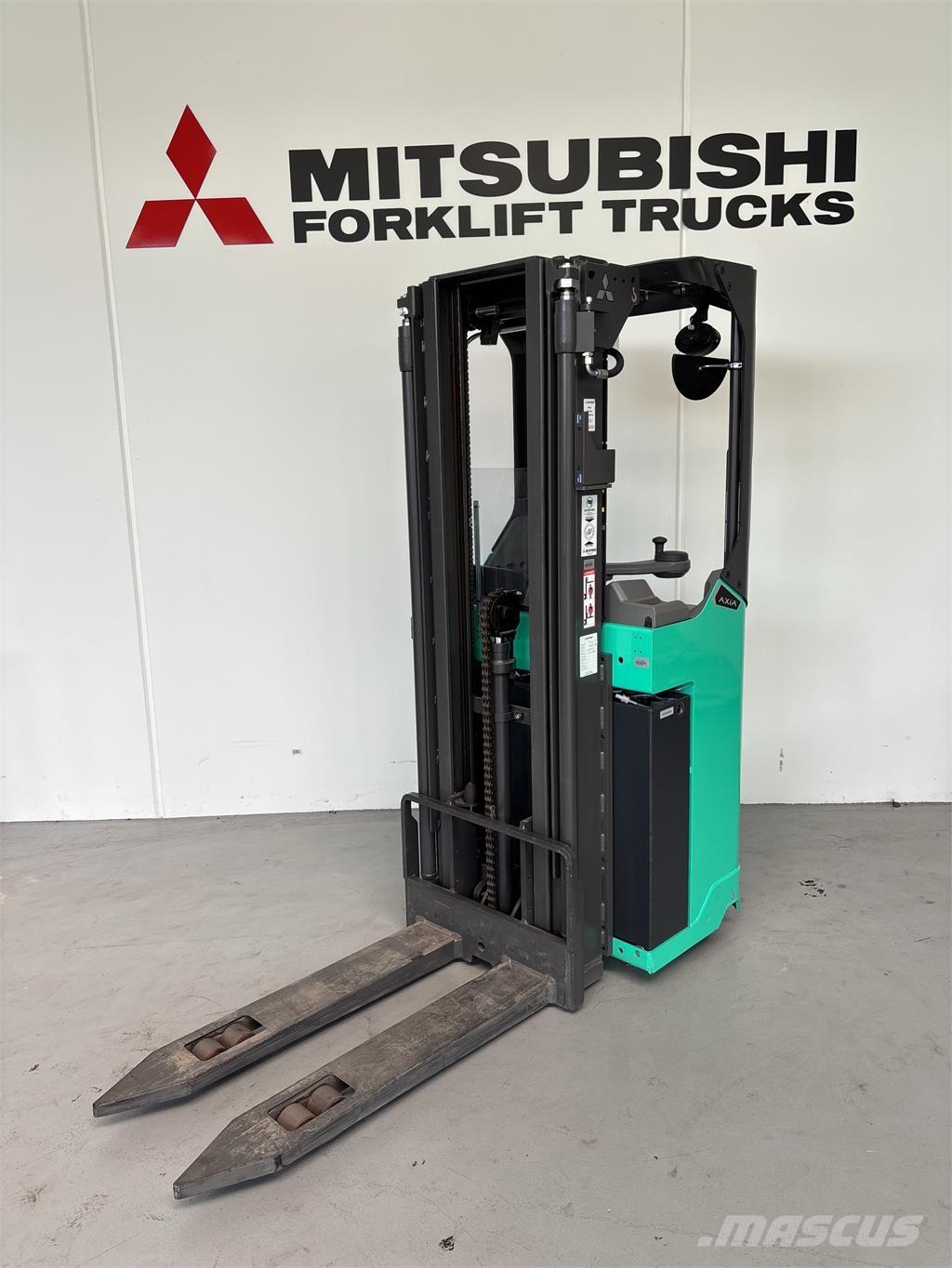 Mitsubishi SBR16N2 Самоходные электроштабелёры